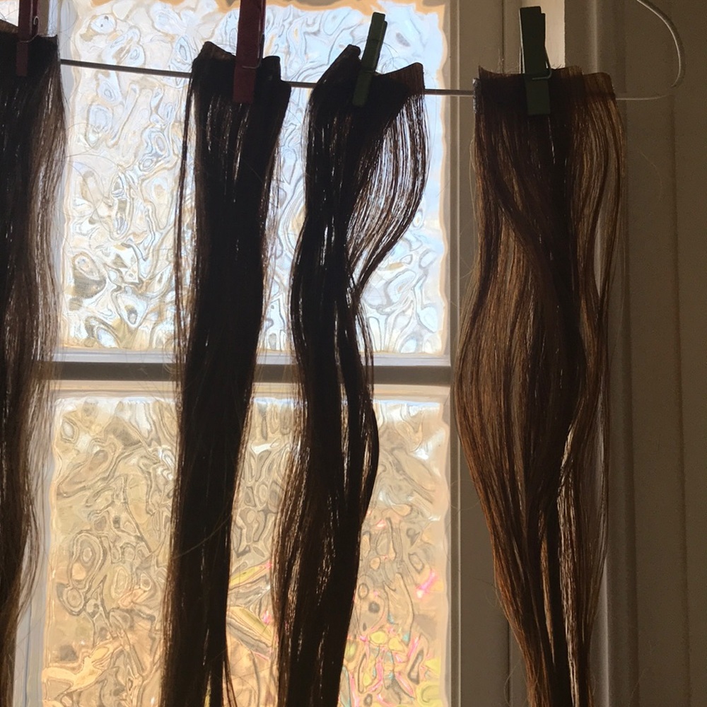 Hair extensions - Picture 3 of 6